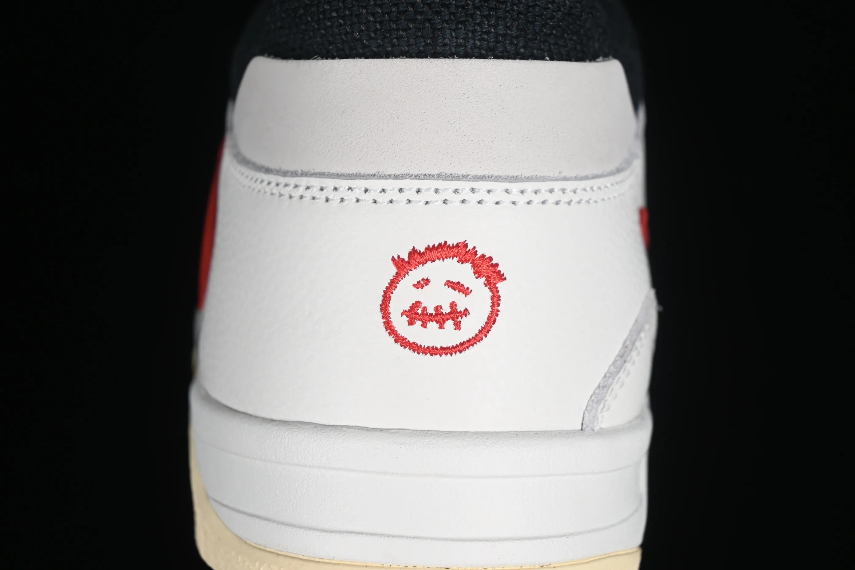 All categories Air Jordan Jordan series basketball shoes Air Jordan 1 Low J version Travis Scott x Jordan Jumpman Jack TR "University Red" AJ1 Joe 1 hook and loop fashion basketball shoes FZ8117-101